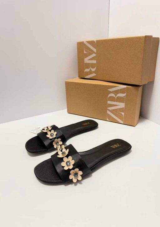 Zara Flats